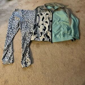 Sweatsuit with matching leggings